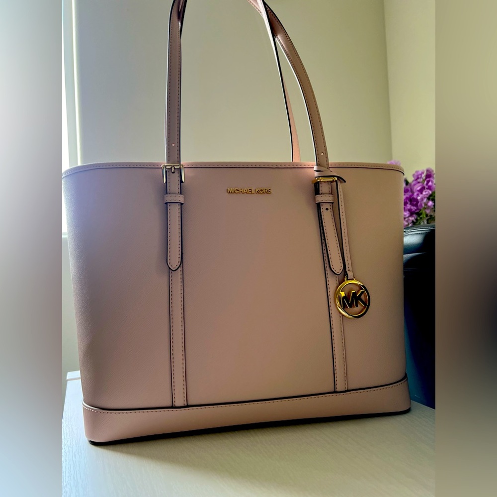 NWOT : Never used Pink Michael Kors Tote/Carry All